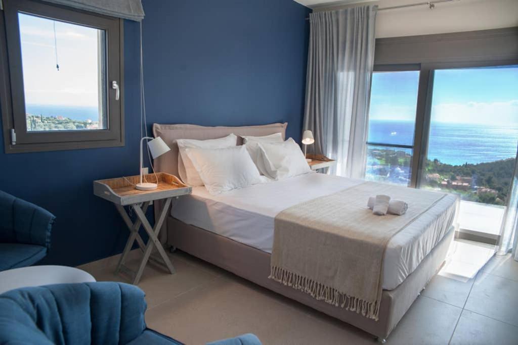 New Villa Blue With Private Pool At Trapezaki Livathos  Ngoại thất bức ảnh