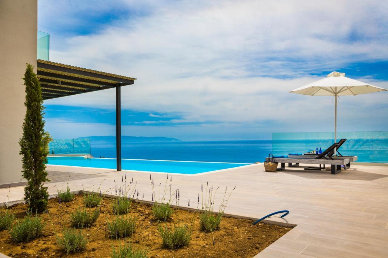 New Villa Blue With Private Pool At Trapezaki Livathos  Ngoại thất bức ảnh