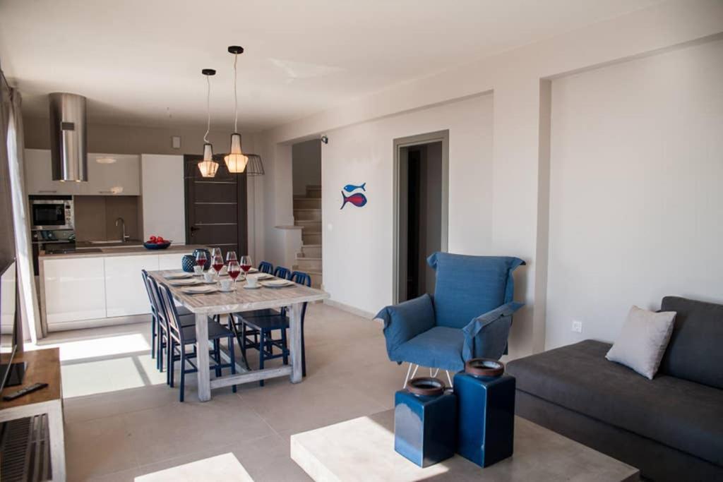 New Villa Blue With Private Pool At Trapezaki Livathos  Ngoại thất bức ảnh